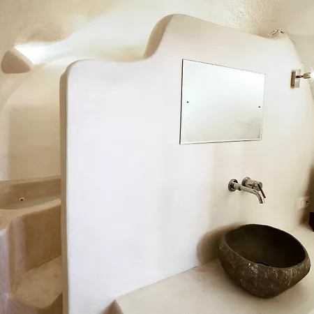 Menias Cave House *