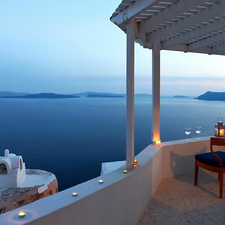Menias Cave House