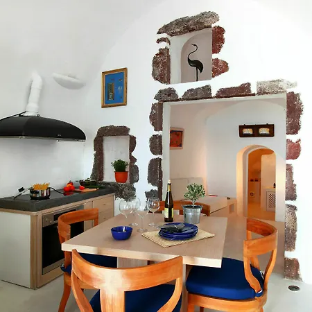 Menias Cave House Апартаменты Ия